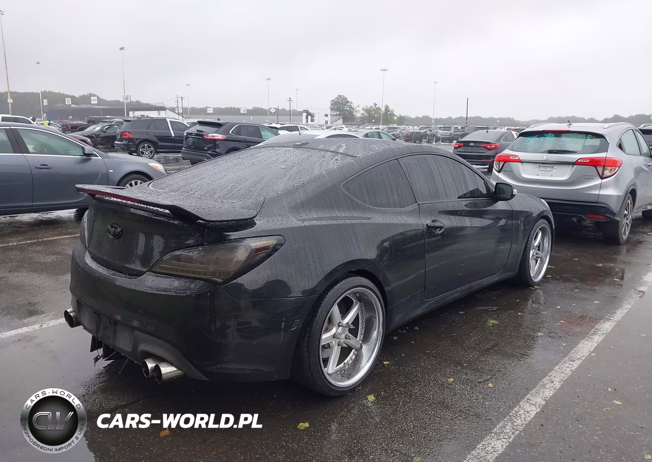 2012 Hyundai Genesis 3.8 Track VIN:KMHHU6KH9CU078167 - 4
