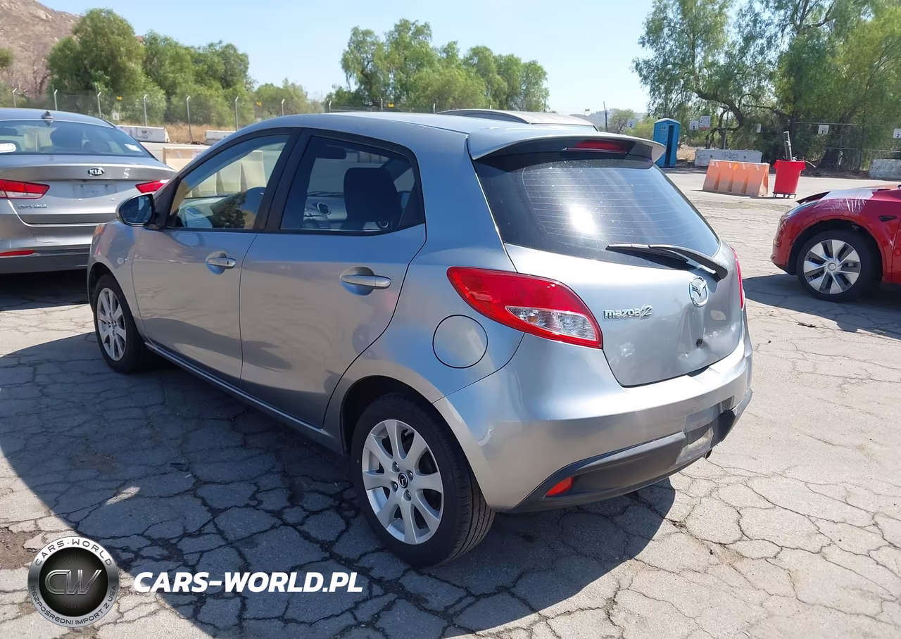 2013 Mazda Mazda2 Touring VIN:JM1DE1LZ9D0161181 - 3