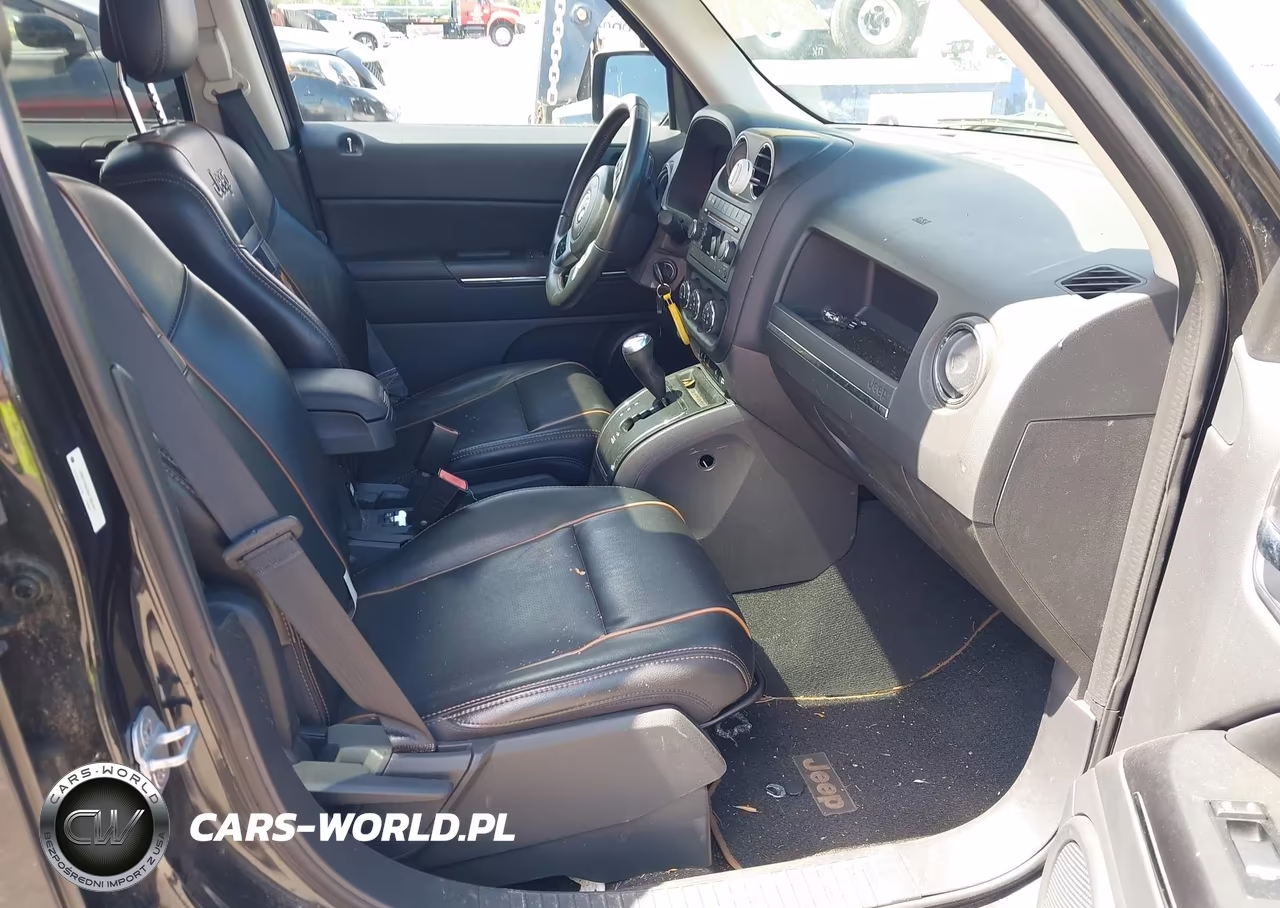 2011 Jeep Patriot Latitude X VIN:1J4NF4GB6BD165107 - 5
