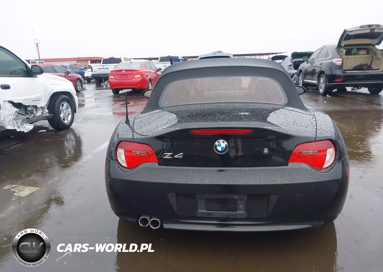 2007 BMW Z4 3.0Si VIN:4USBU53547LX03153 - 17
