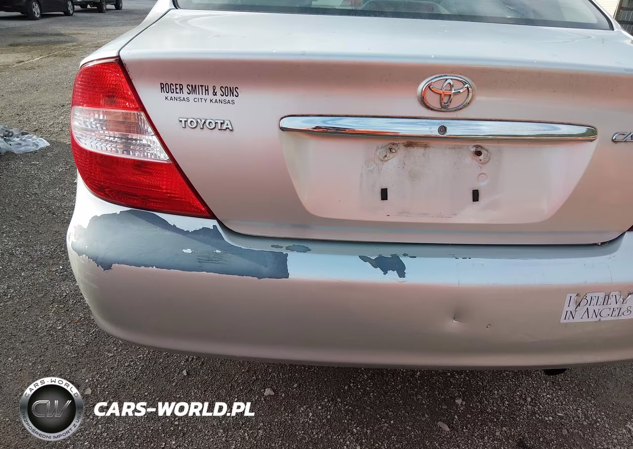 2002 Toyota Camry Le VIN:4T1BE32K32U564386 - 13