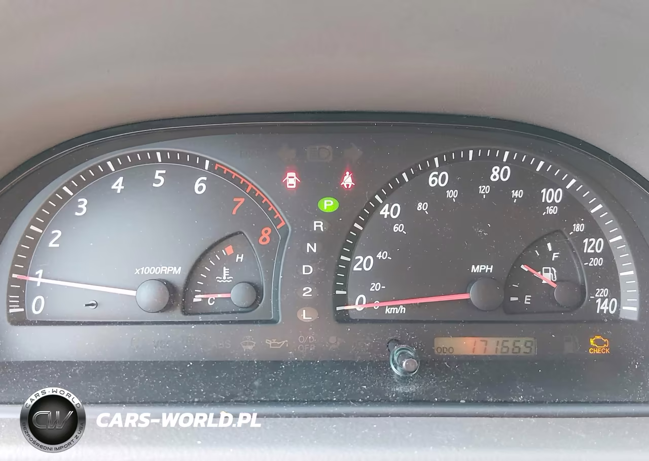 2002 Toyota Camry Le VIN:4T1BE32K32U564386 - 7