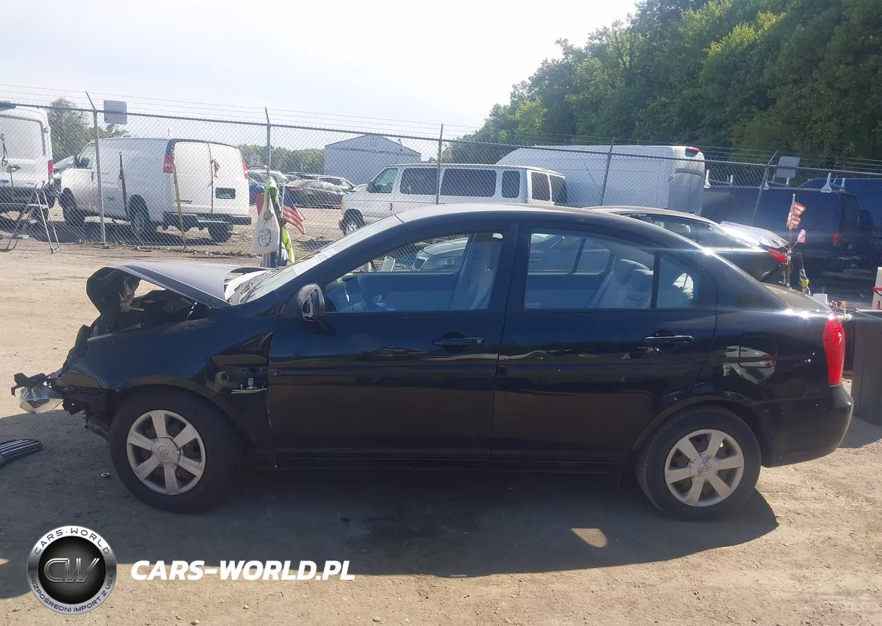 2007 Hyundai Accent Gls VIN:KMHCN46C47U165796 - 14