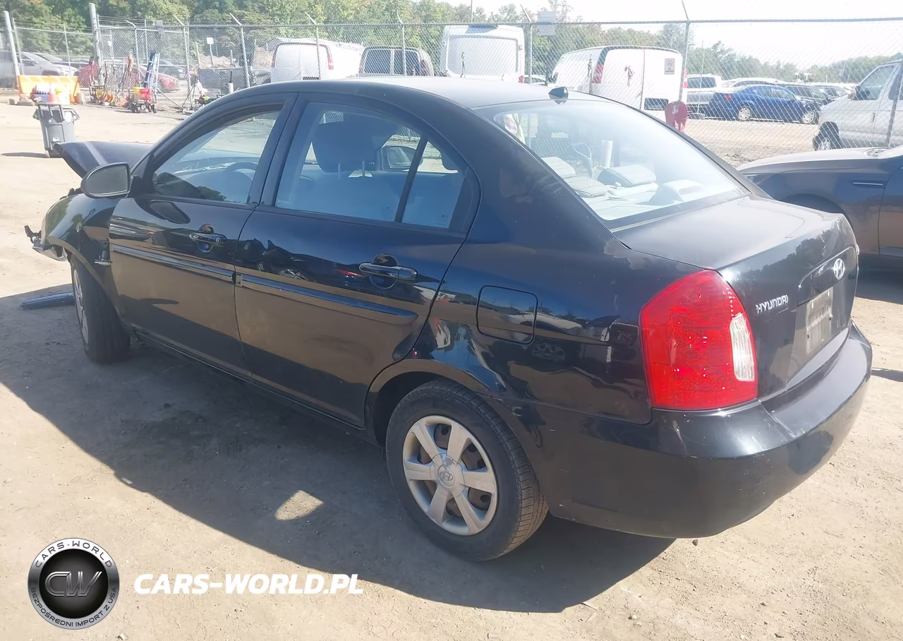 2007 Hyundai Accent Gls VIN:KMHCN46C47U165796 - 3