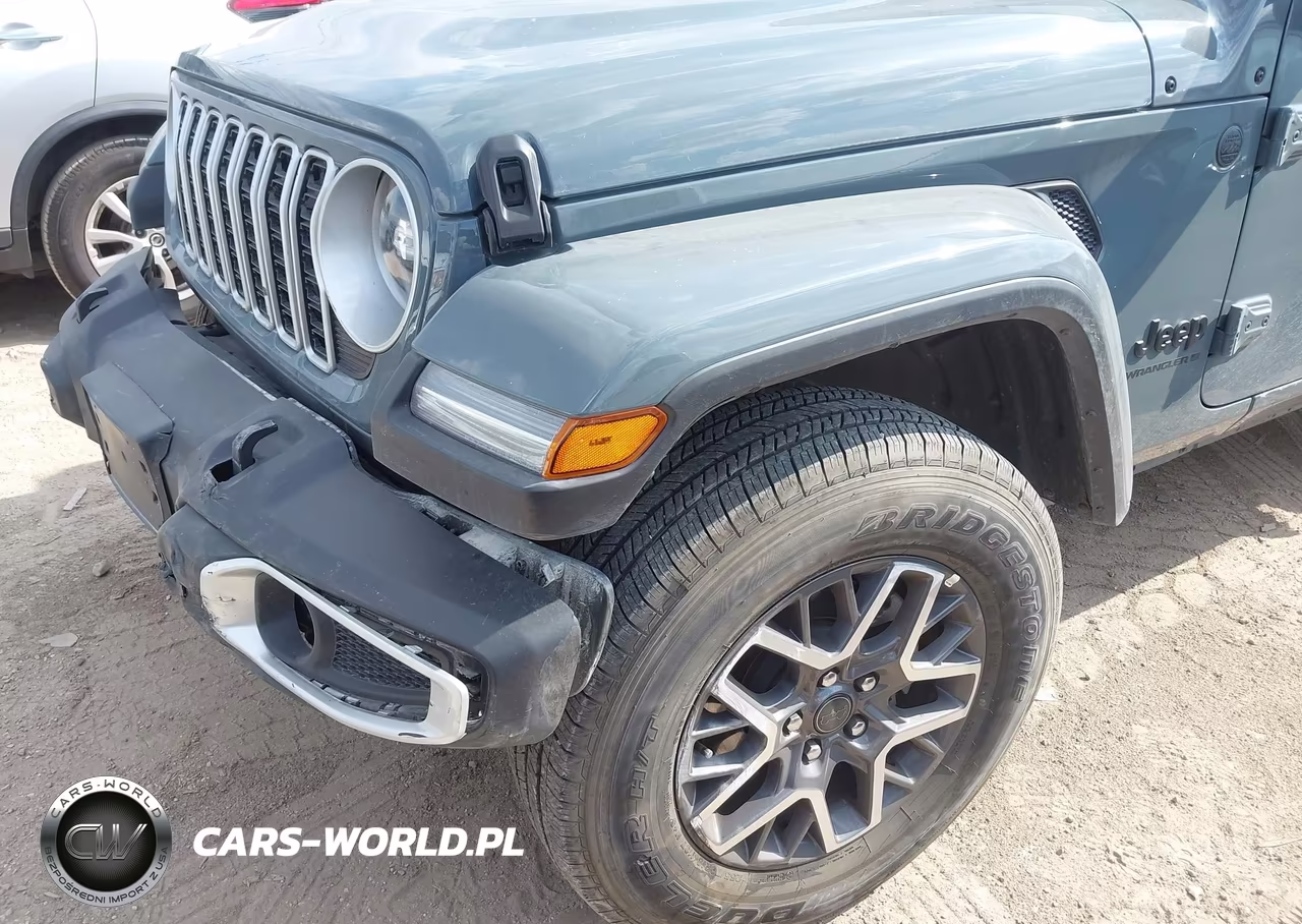 2026 Jeep Wrangler Sahara 4X4 VIN:1C4PJXEN6TW178327 - 17