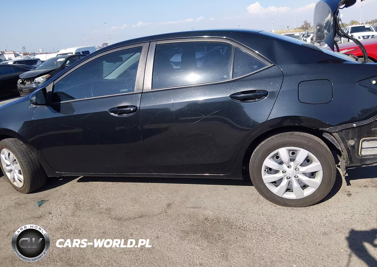 2016 Toyota Corolla Le VIN:5YFBURHE4GP448677 - 15