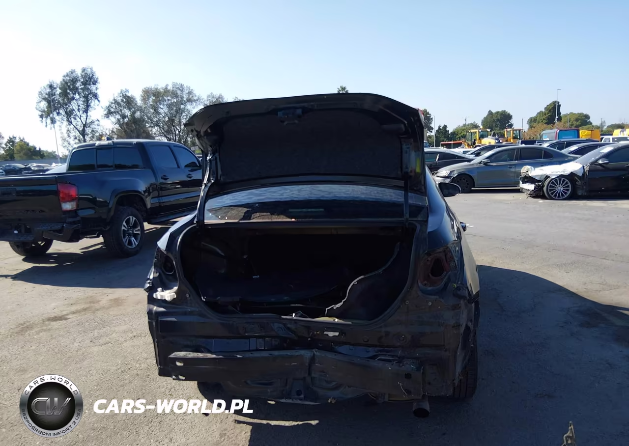 2016 Toyota Corolla Le VIN:5YFBURHE4GP448677 - 17