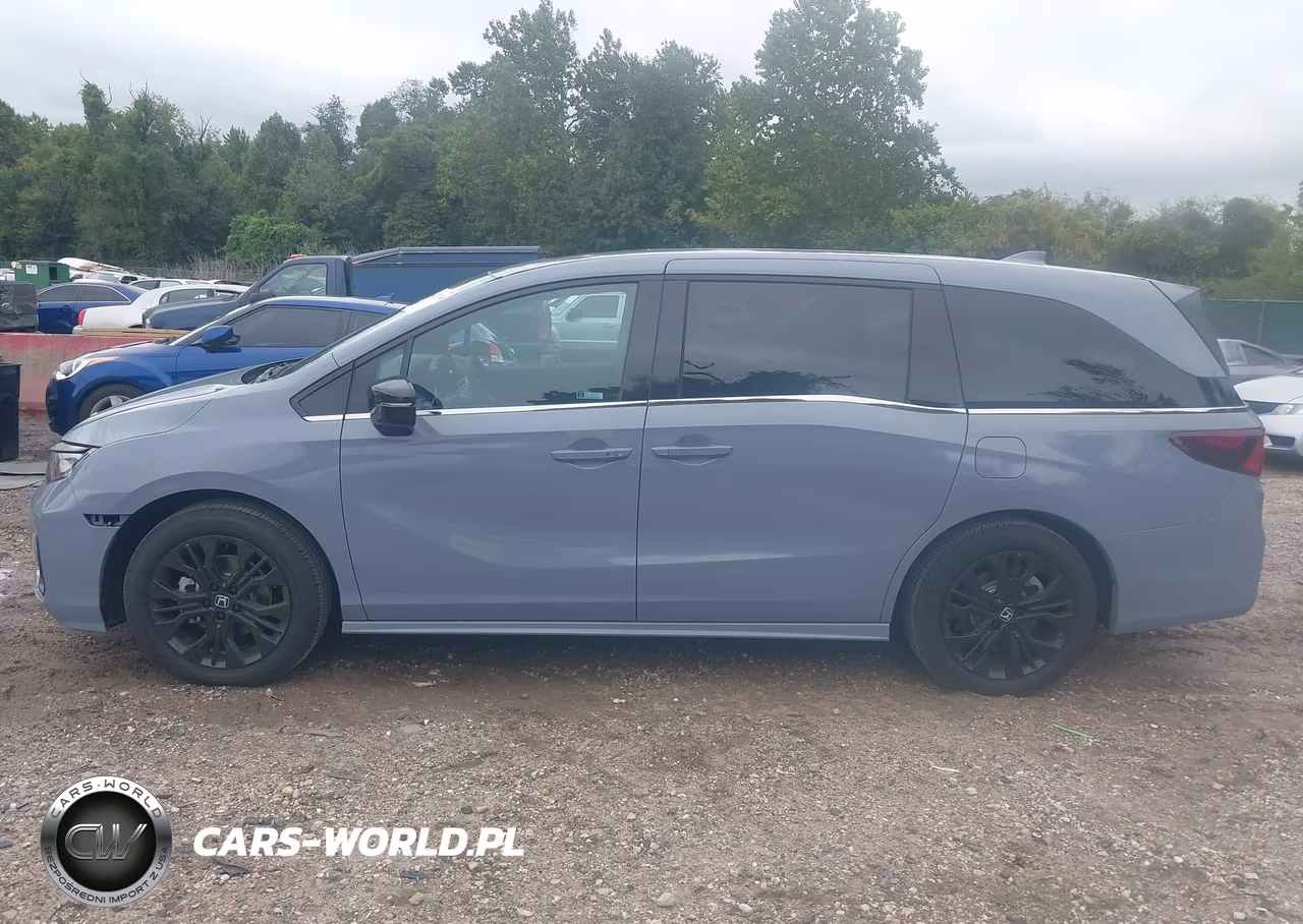 2026 Honda Odyssey Sport-L VIN:5FNRL6H79TB030378 - 15