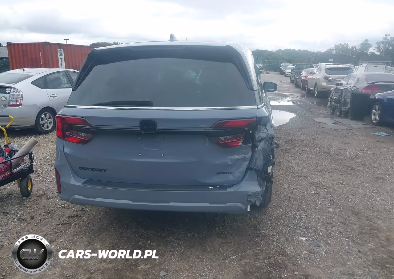 2026 Honda Odyssey Sport-L VIN:5FNRL6H79TB030378 - 17
