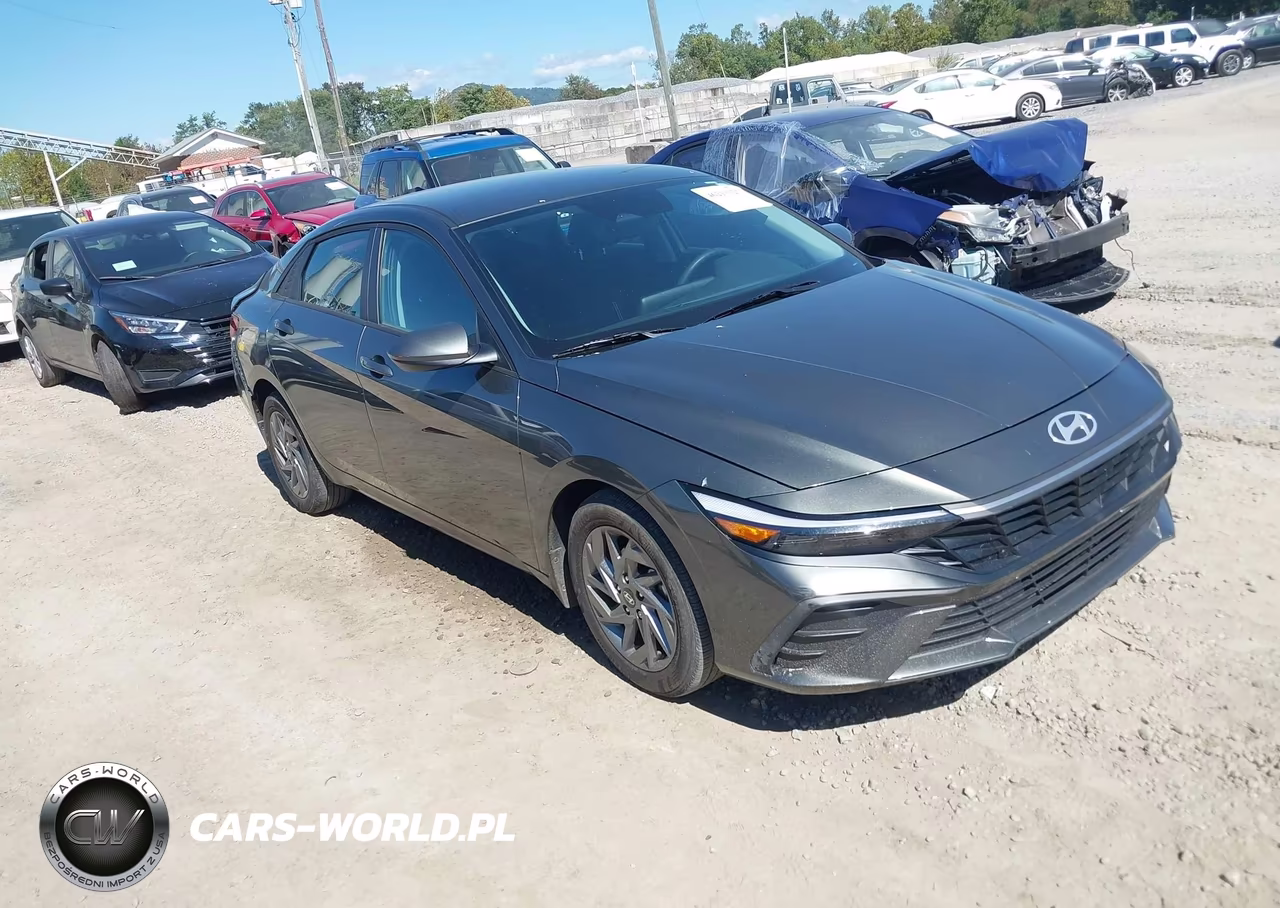 2024 Hyundai Elantra Sel