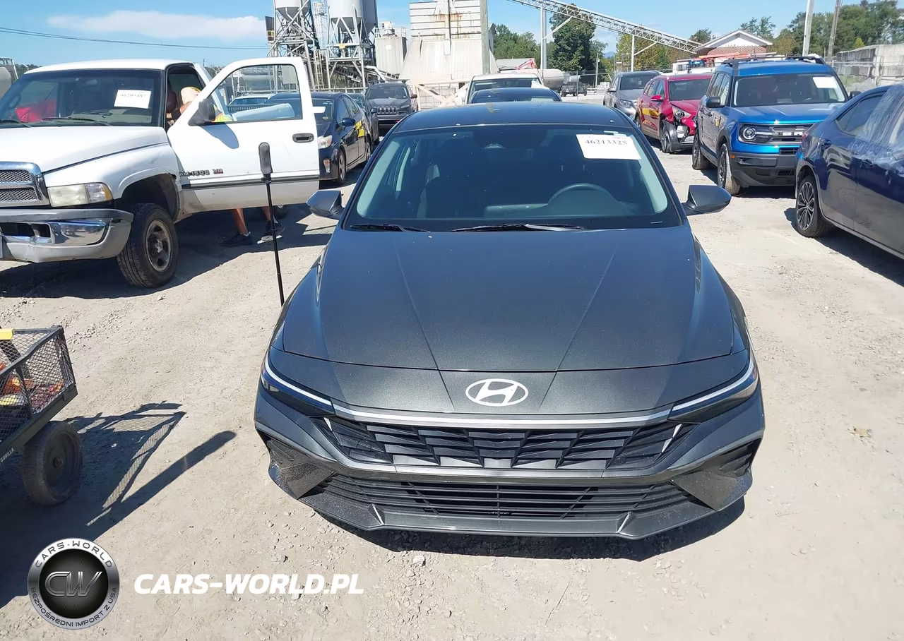 2024 Hyundai Elantra Sel VIN:KMHLM4DGXRU834245 - 12