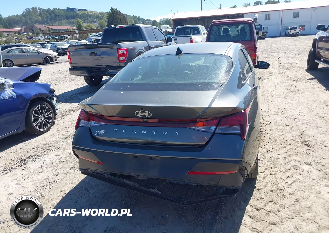2024 Hyundai Elantra Sel VIN:KMHLM4DGXRU834245 - 16