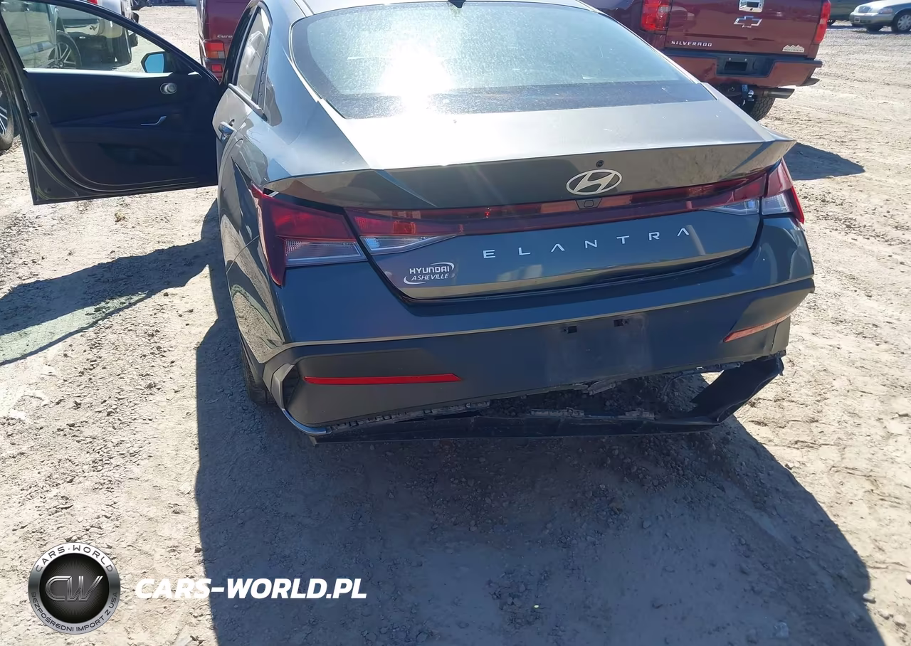 2024 Hyundai Elantra Sel VIN:KMHLM4DGXRU834245 - 6