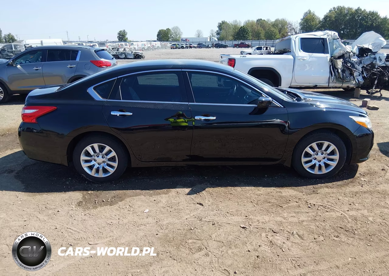 2017 Nissan Altima 2.5 S VIN:1N4AL3AP4HC260863 - 14