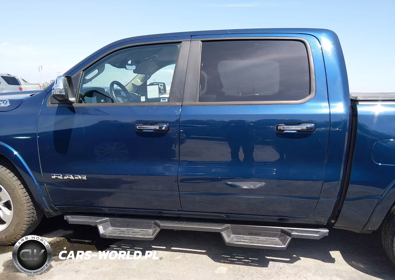 2022 Ram 1500 Laramie VIN:1C6RREJT5NN359123 - 14