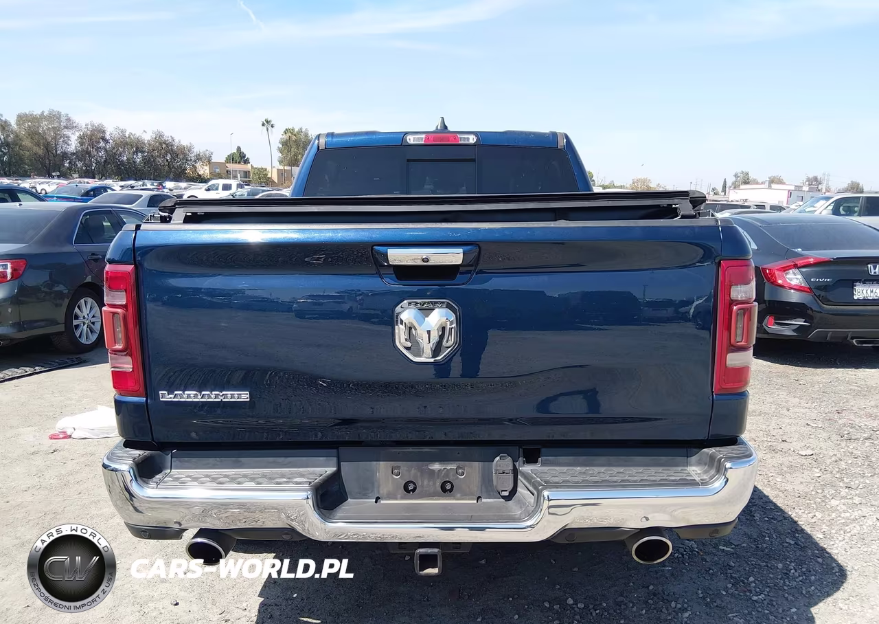 2022 Ram 1500 Laramie VIN:1C6RREJT5NN359123 - 16