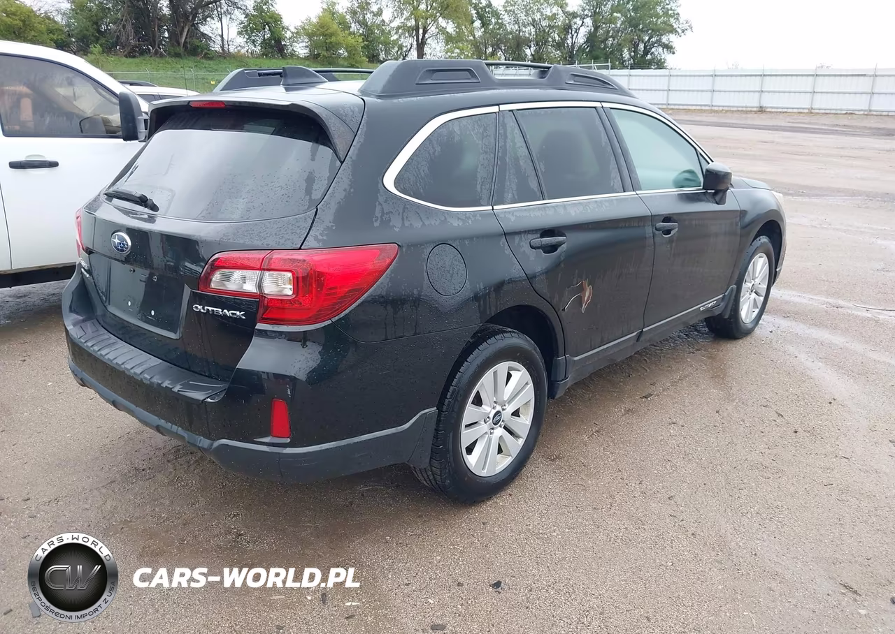 2016 Subaru Outback 2.5I Premium VIN:4S4BSBEC5G3329718 - 4