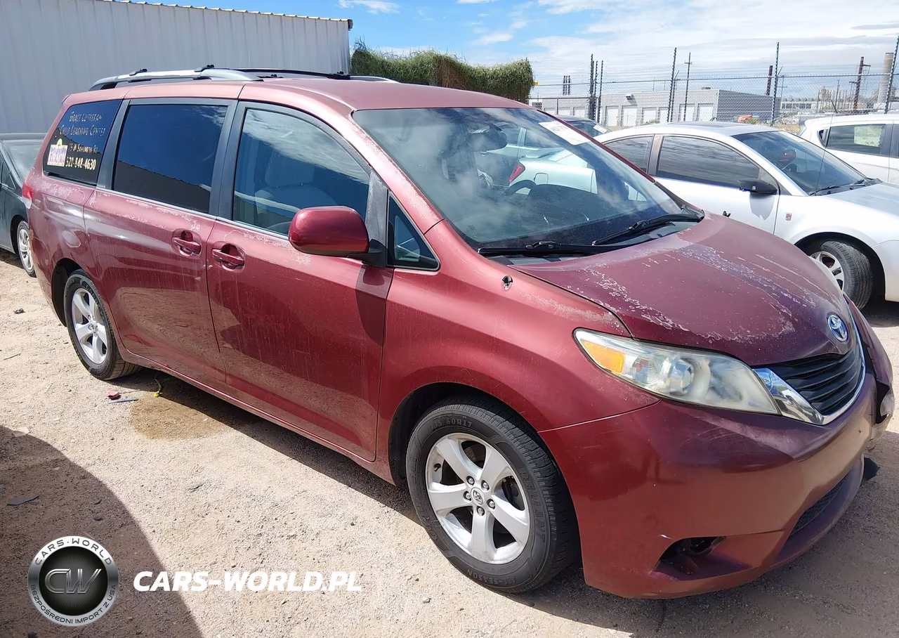 2011 Toyota Sienna Le V6 VIN:5TDKK3DC6BS155404 - 1