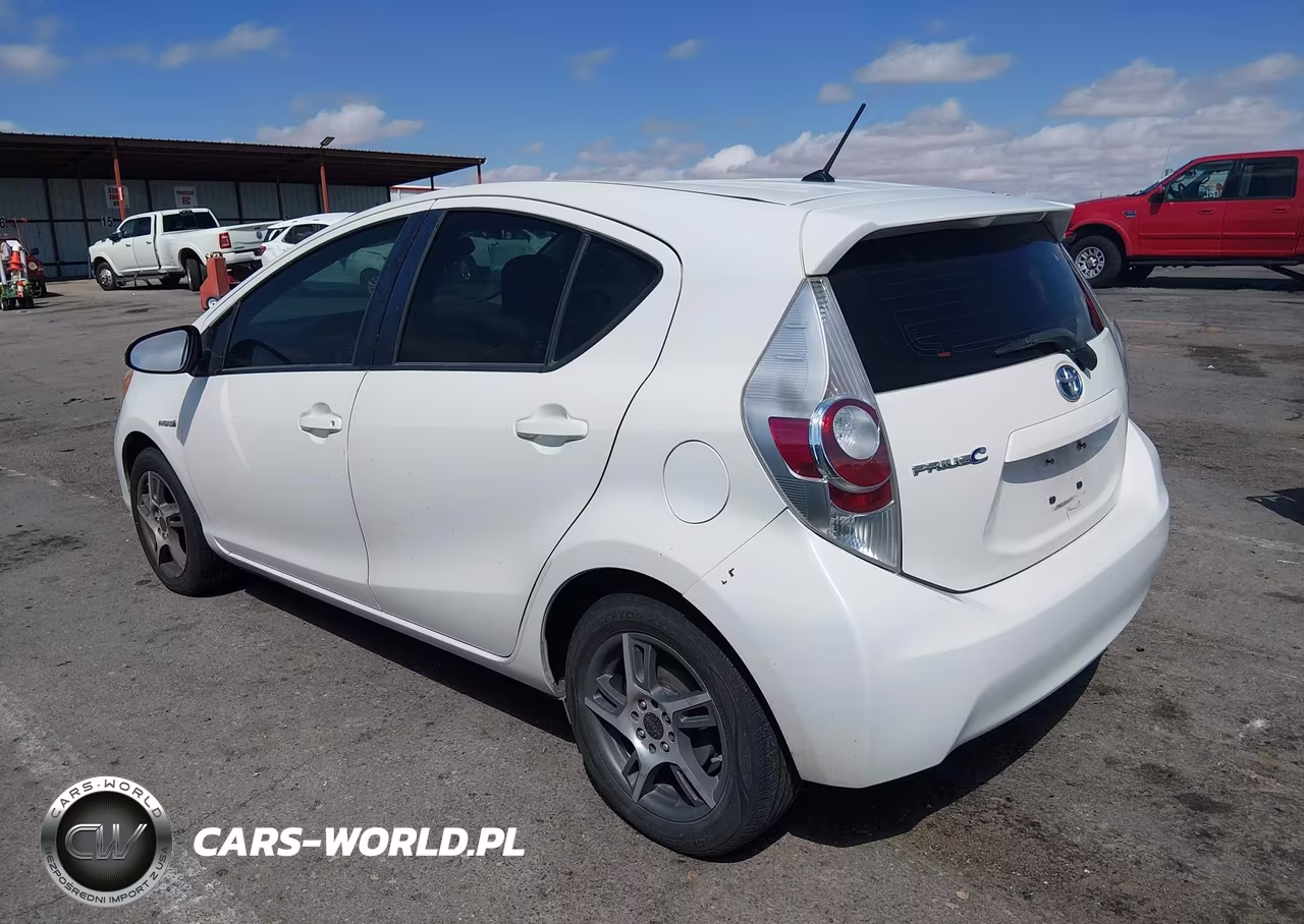 2014 Toyota Prius C One VIN:JTDKDTB39E1074735 - 14