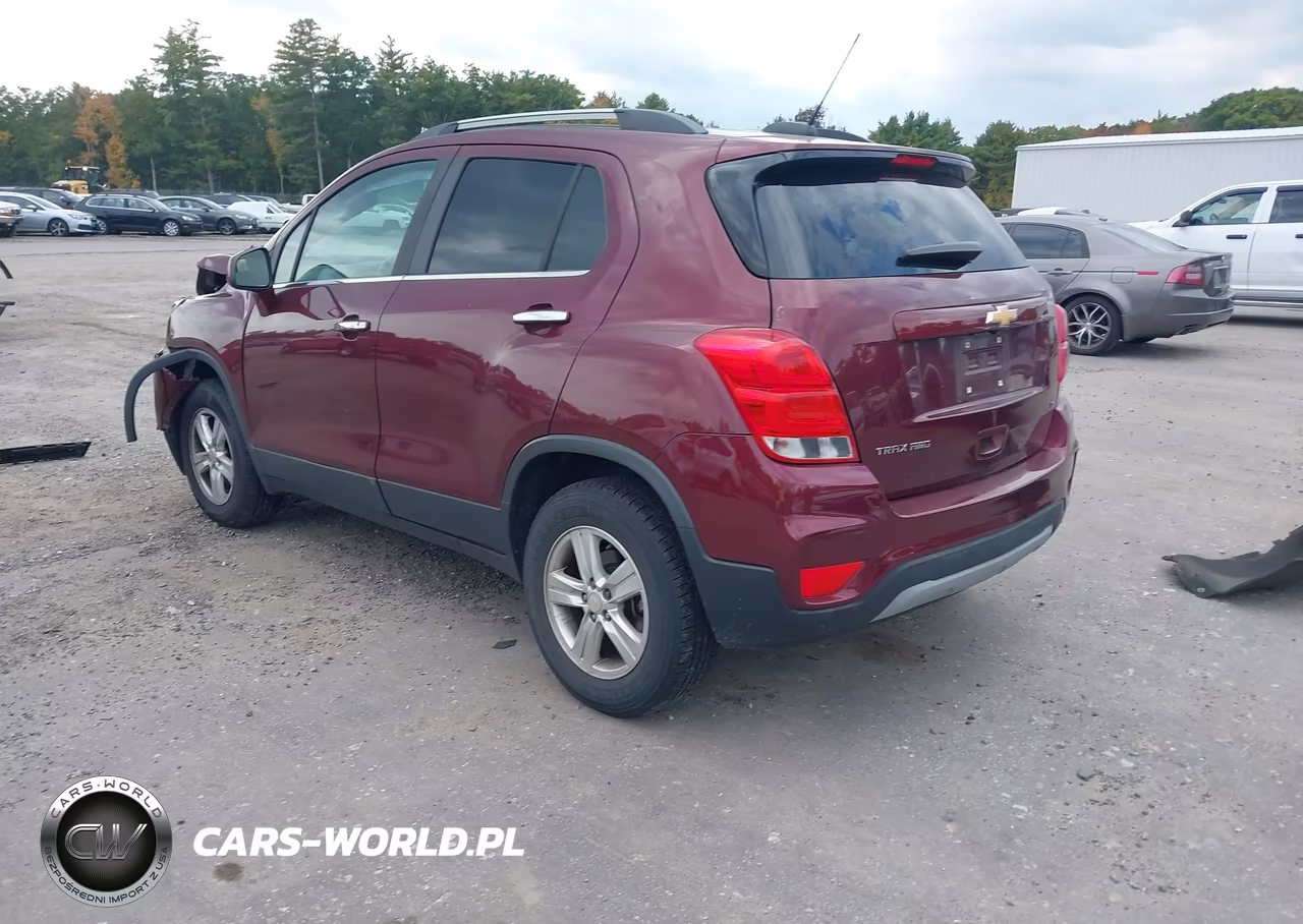 2017 Chevrolet Trax Lt VIN:3GNCJPSB1HL250306 - 3