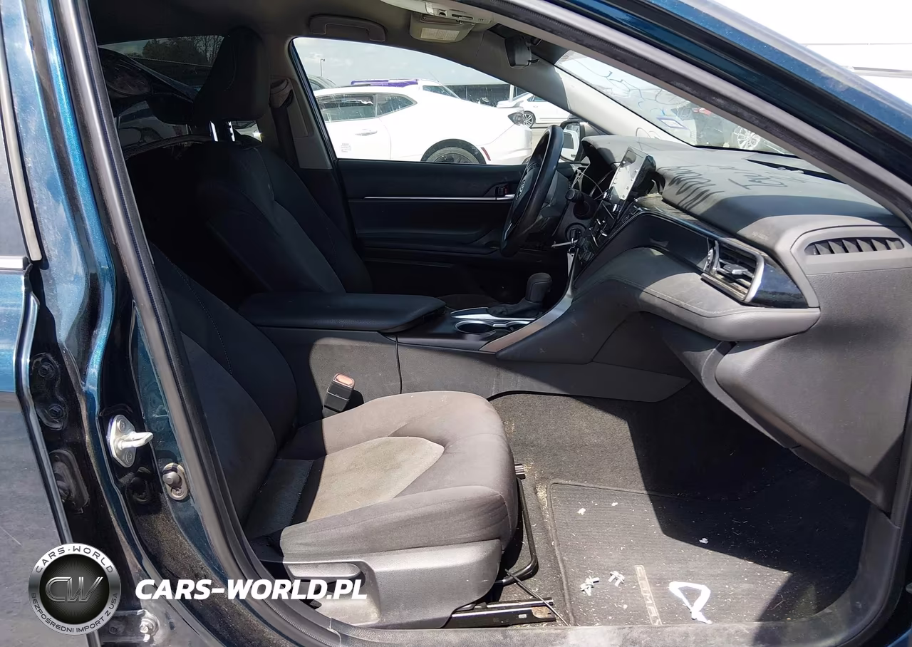 2021 Toyota Camry Le VIN:4T1C11AKXMU549828 - 5
