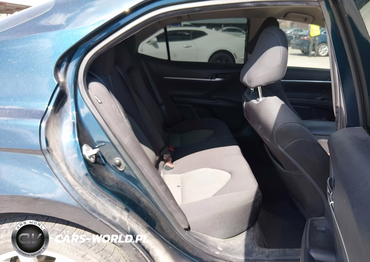 2021 Toyota Camry Le VIN:4T1C11AKXMU549828 - 8