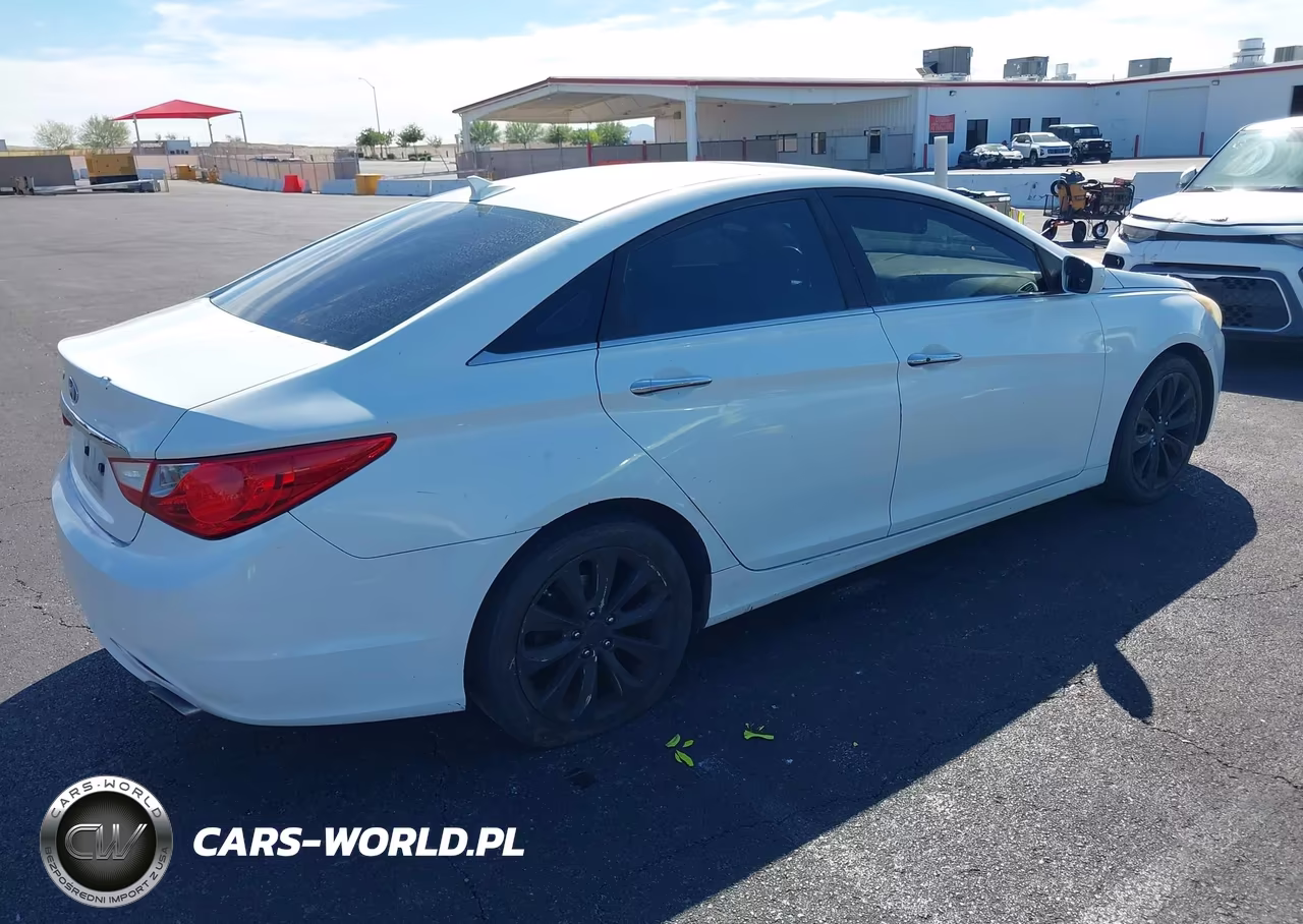 2011 Hyundai Sonata Se VIN:5NPEC4ACXBH219521 - 4