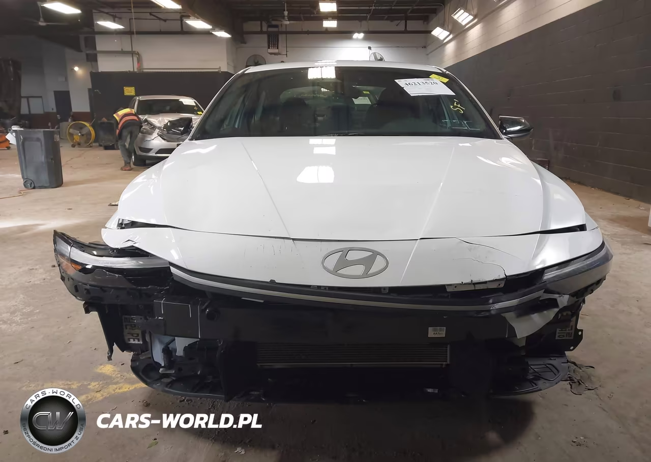 2025 Hyundai Elantra Sel Sport VIN:KMHLM4DG1SU095594 - 13
