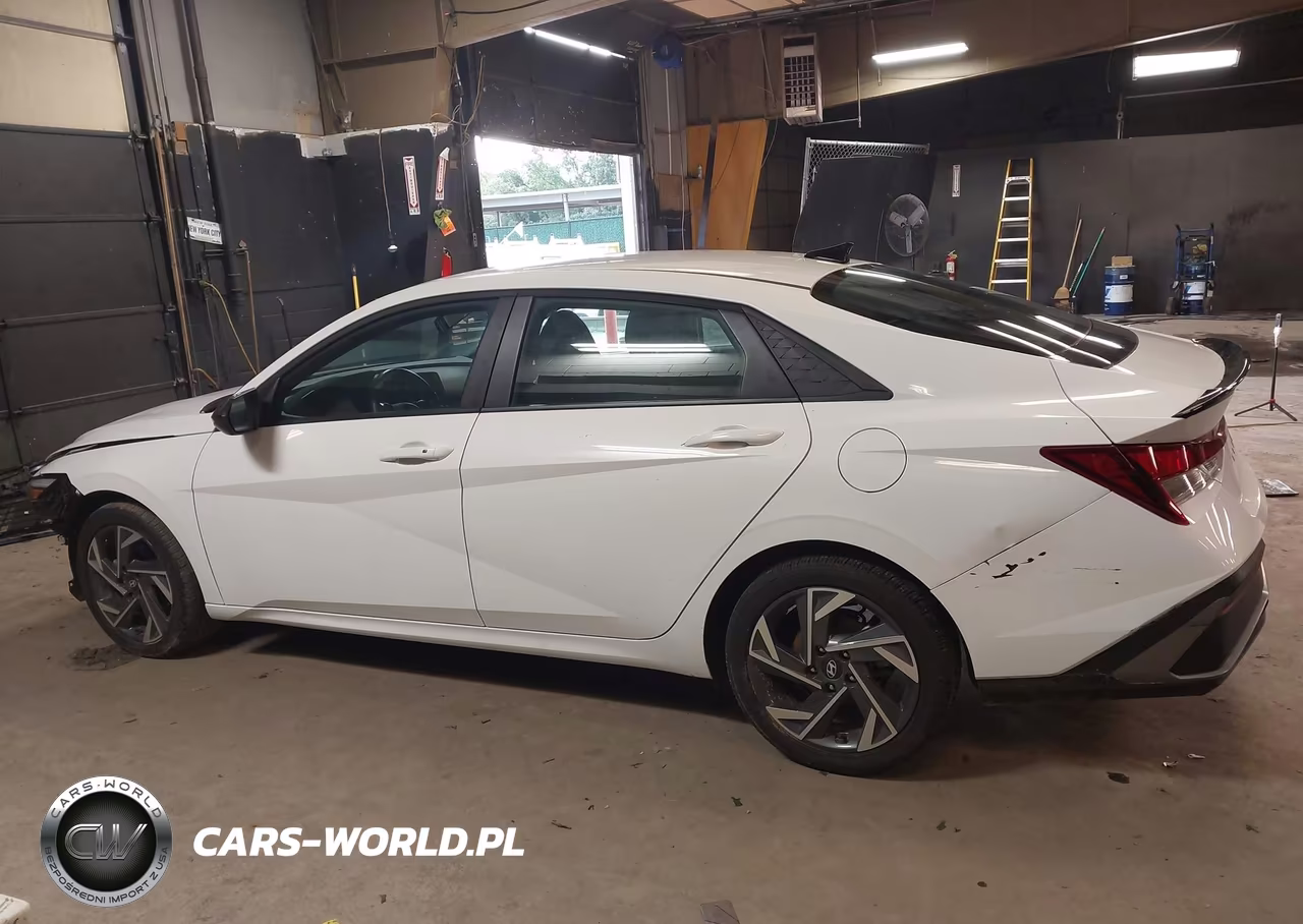 2025 Hyundai Elantra Sel Sport VIN:KMHLM4DG1SU095594 - 15