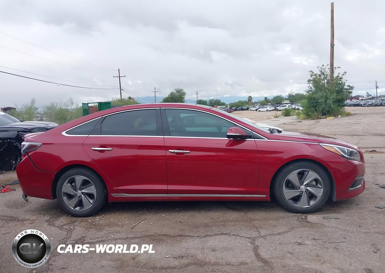 2016 Hyundai Sonata Hybrid Limited VIN:KMHE34L19GA029103 - 13