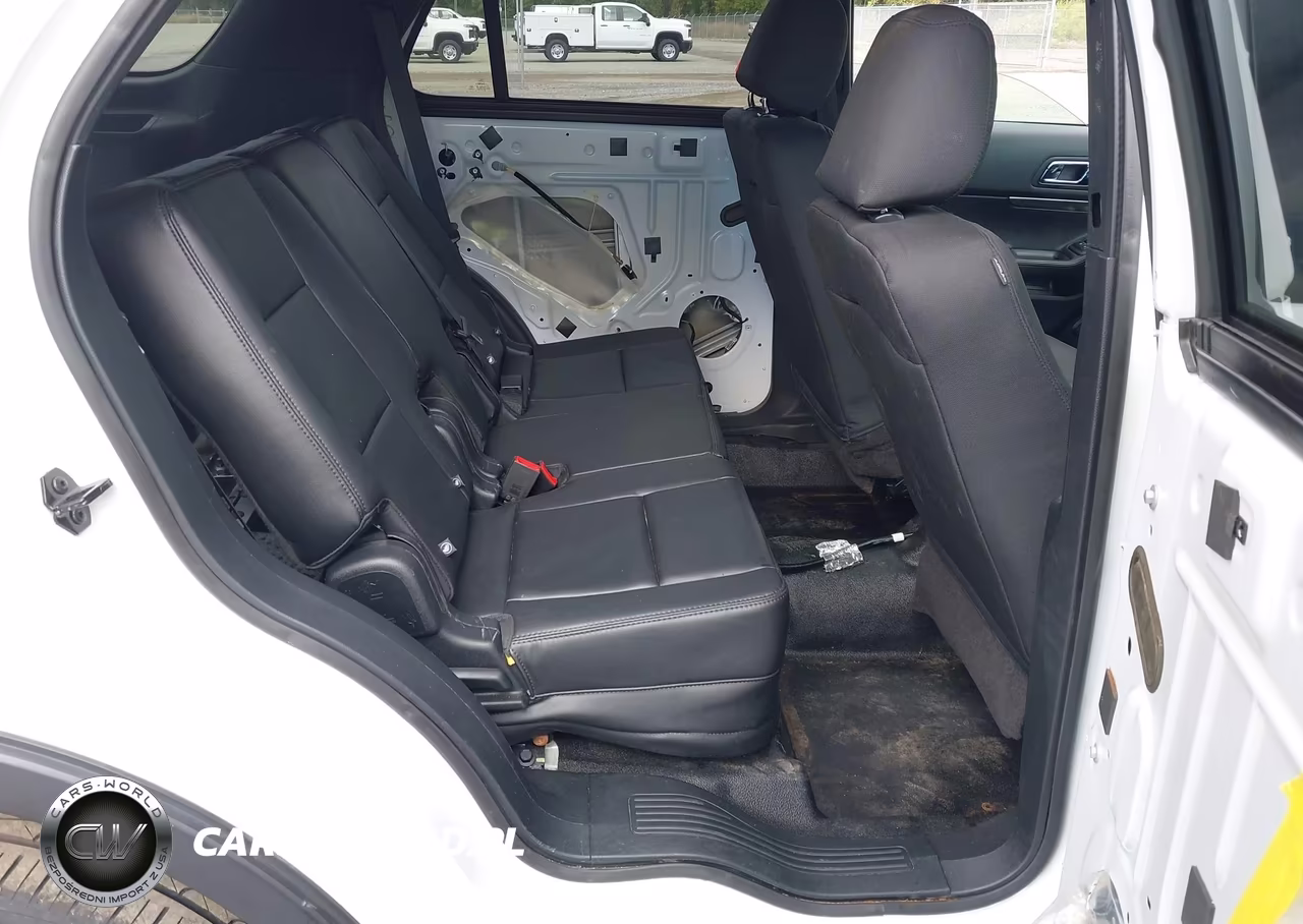 2017 Ford Utility Police Interceptor VIN:1FM5K8AR9HGE15828 - 8