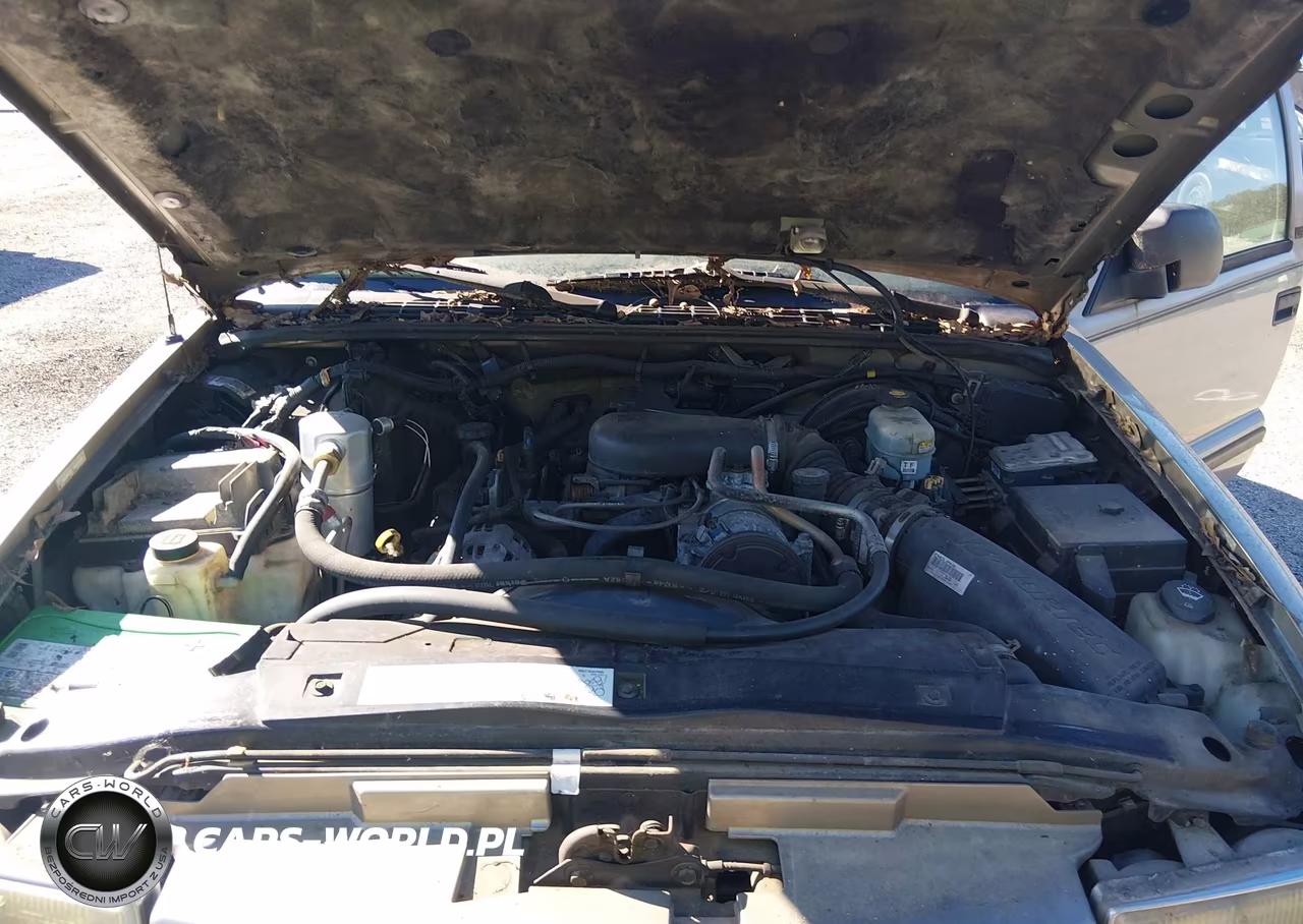 2002 Chevrolet Blazer Ls VIN:1GNDT13W72K204033 - 10