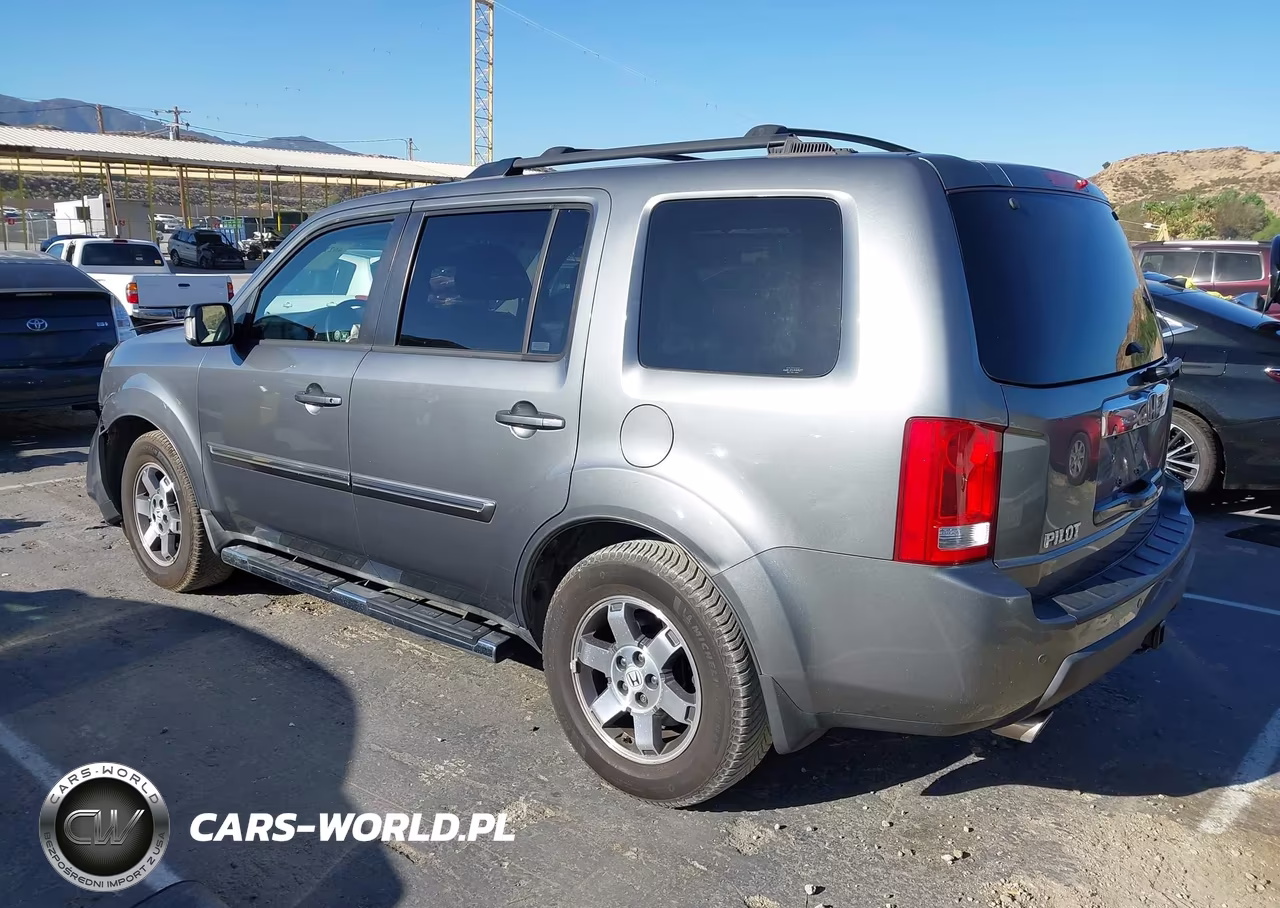 2009 Honda Pilot Touring VIN:5FNYF38979B011288 - 3