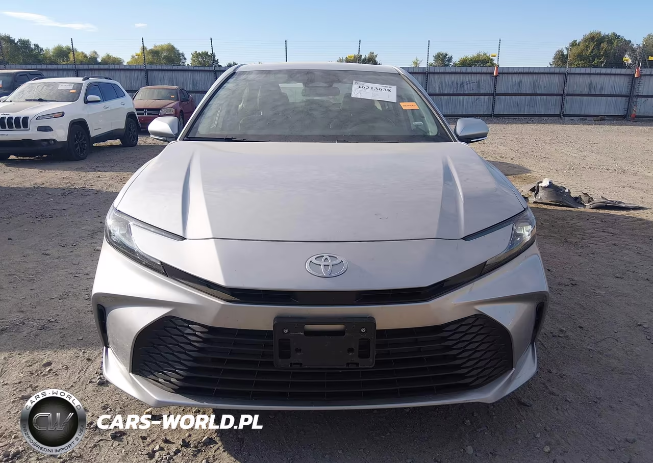 2026 Toyota Camry Le VIN:4T1DAACK8TU759991 - 12
