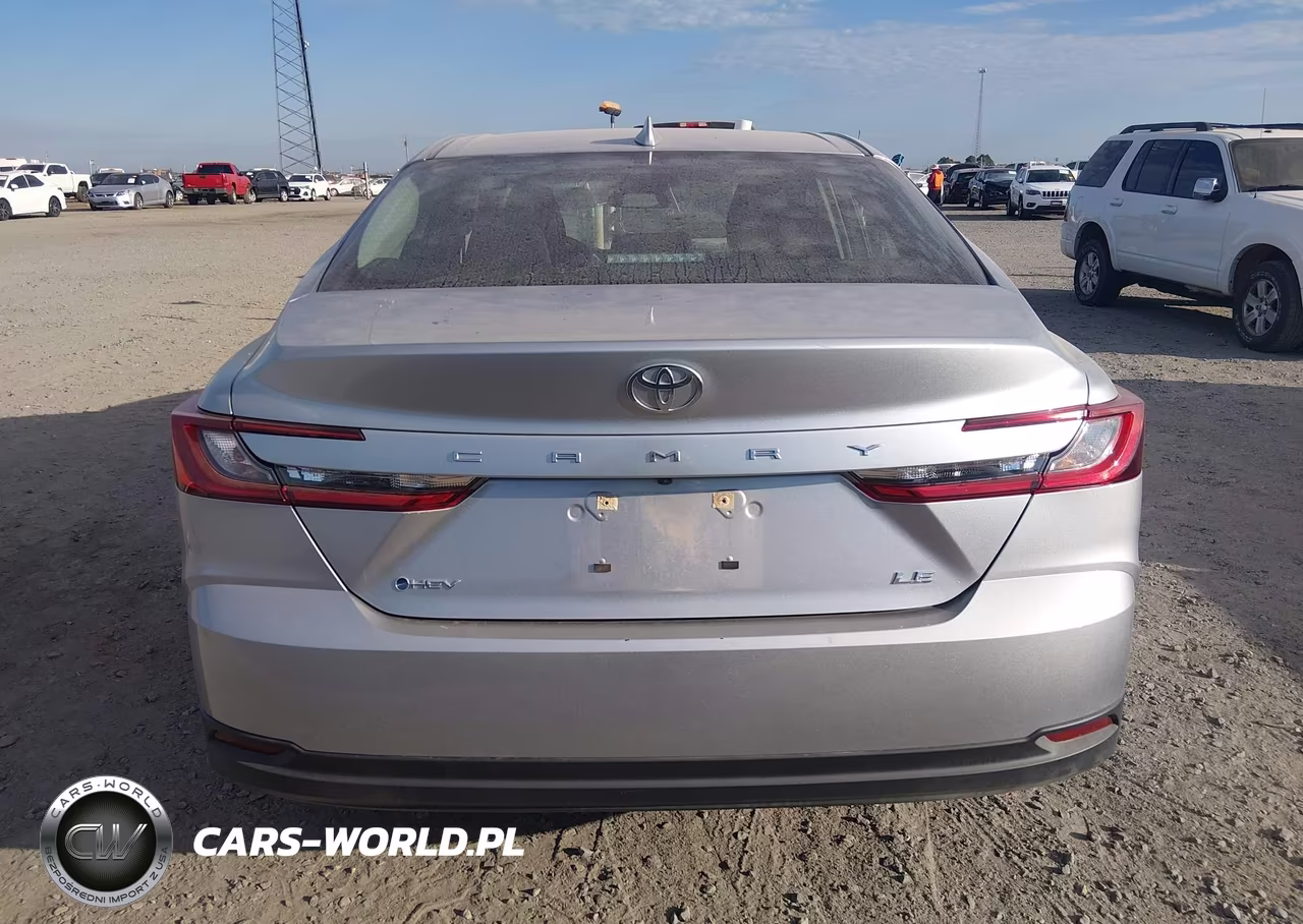 2026 Toyota Camry Le VIN:4T1DAACK8TU759991 - 16