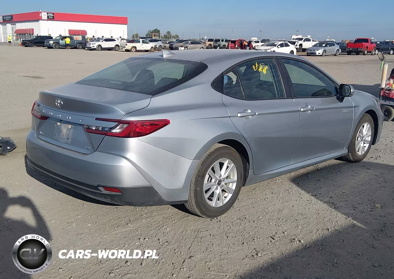 2026 Toyota Camry Le VIN:4T1DAACK8TU759991 - 4