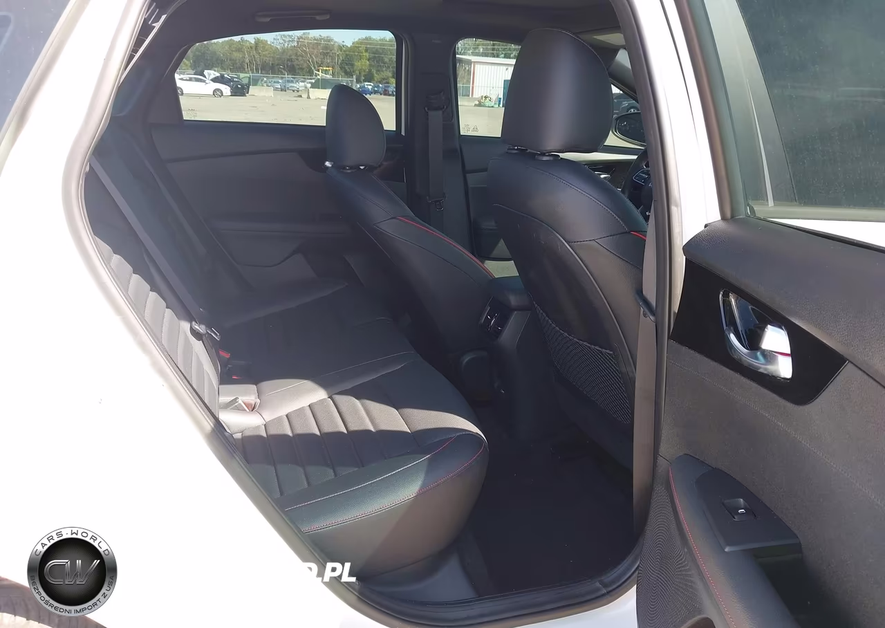 2024 Kia Forte Gt VIN:3KPF44AC1RE834183 - 8