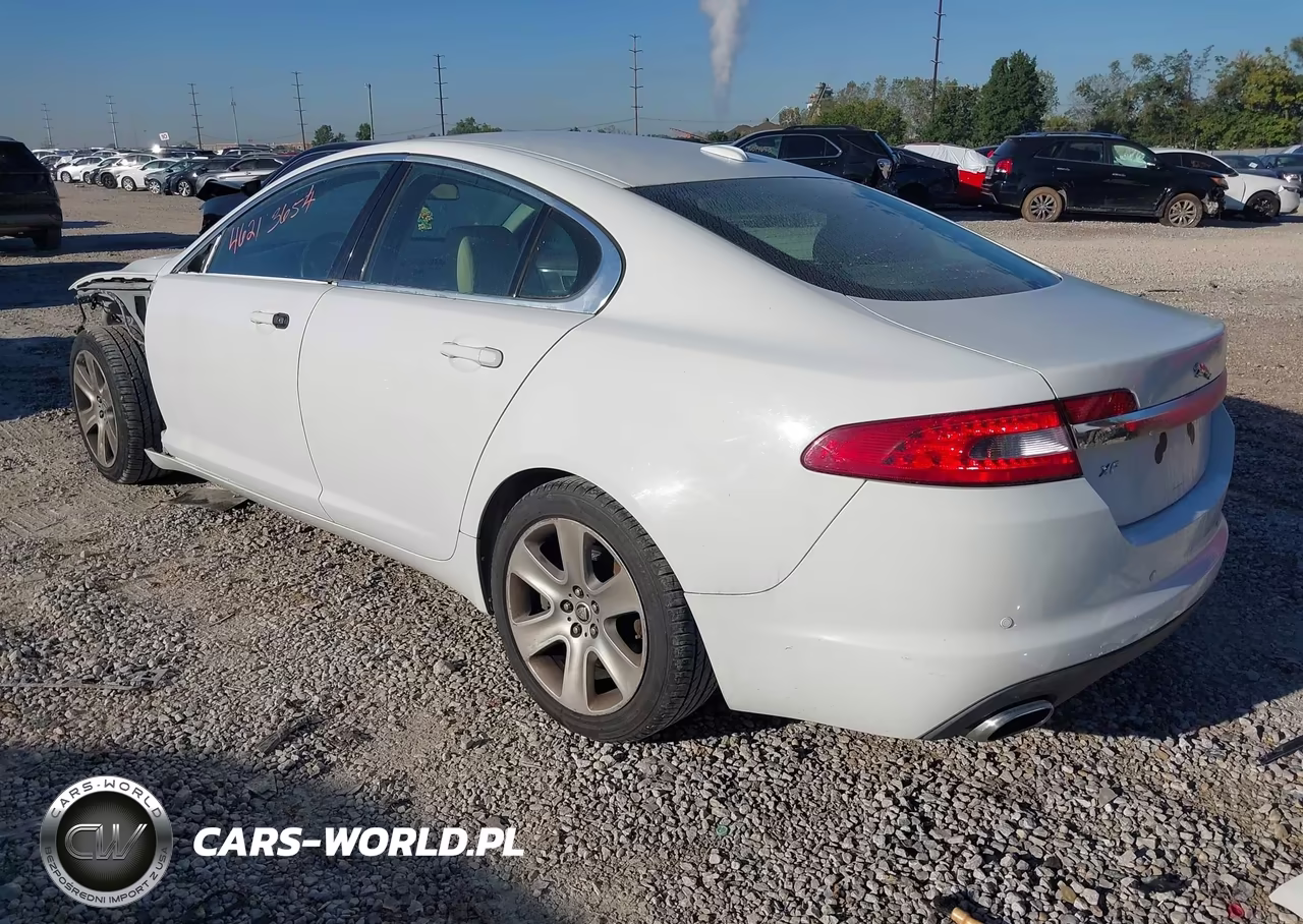 2011 Jaguar Xf VIN:SAJWA0FB9BLS12303 - 3