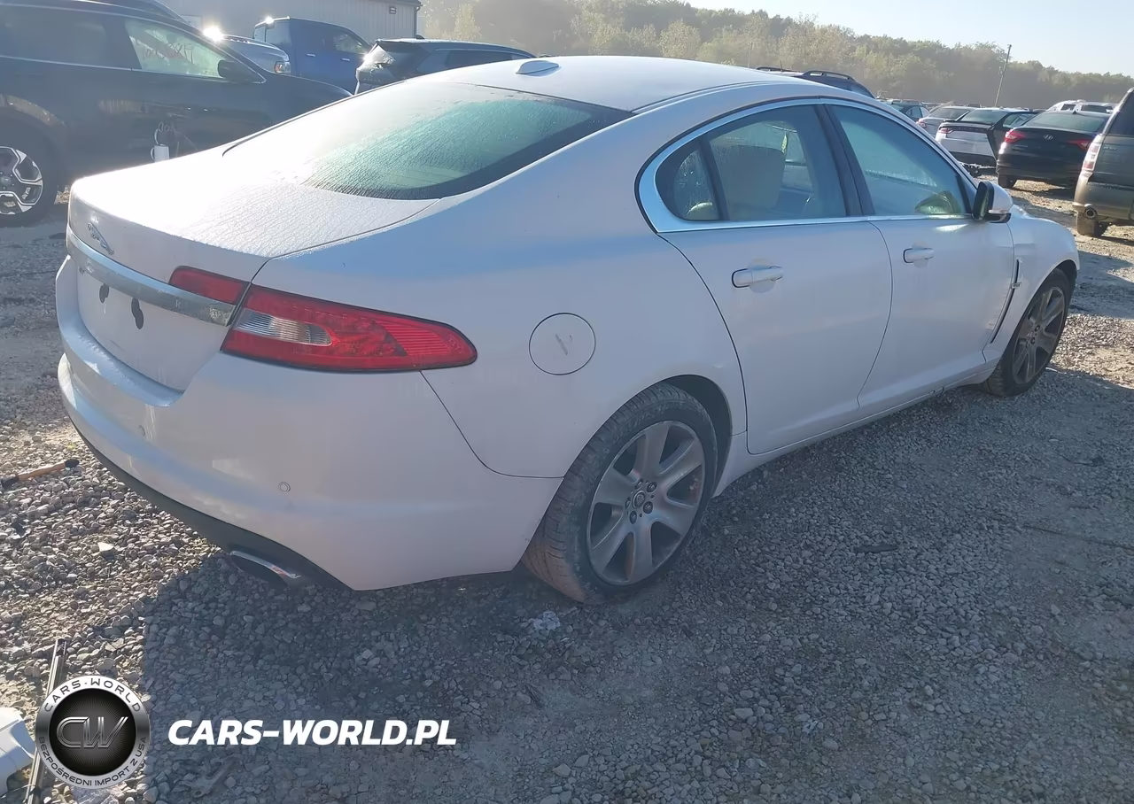 2011 Jaguar Xf VIN:SAJWA0FB9BLS12303 - 4