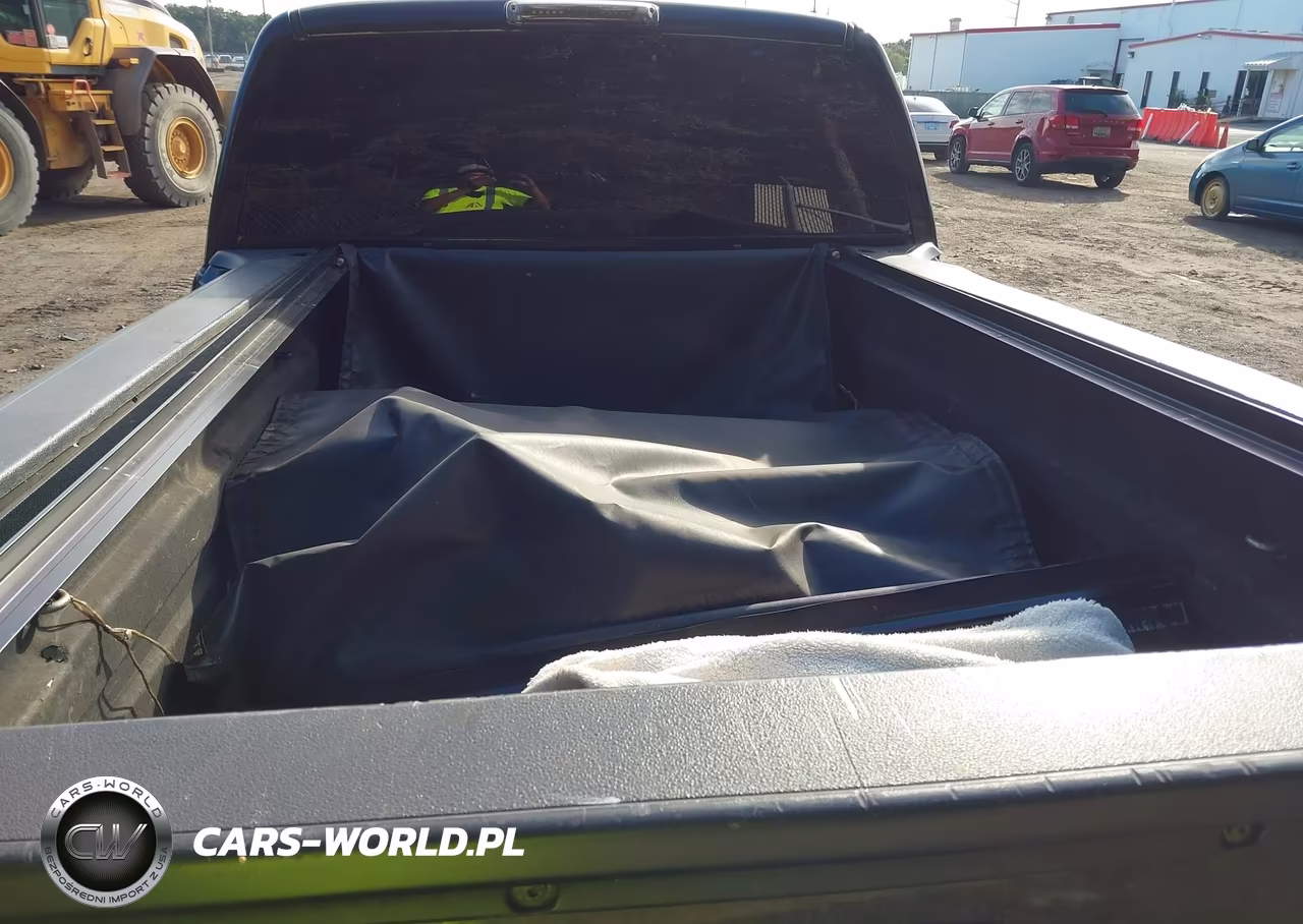 2002 Chevrolet Silverado 1500 Ls VIN:2GCEC19V921409848 - 13