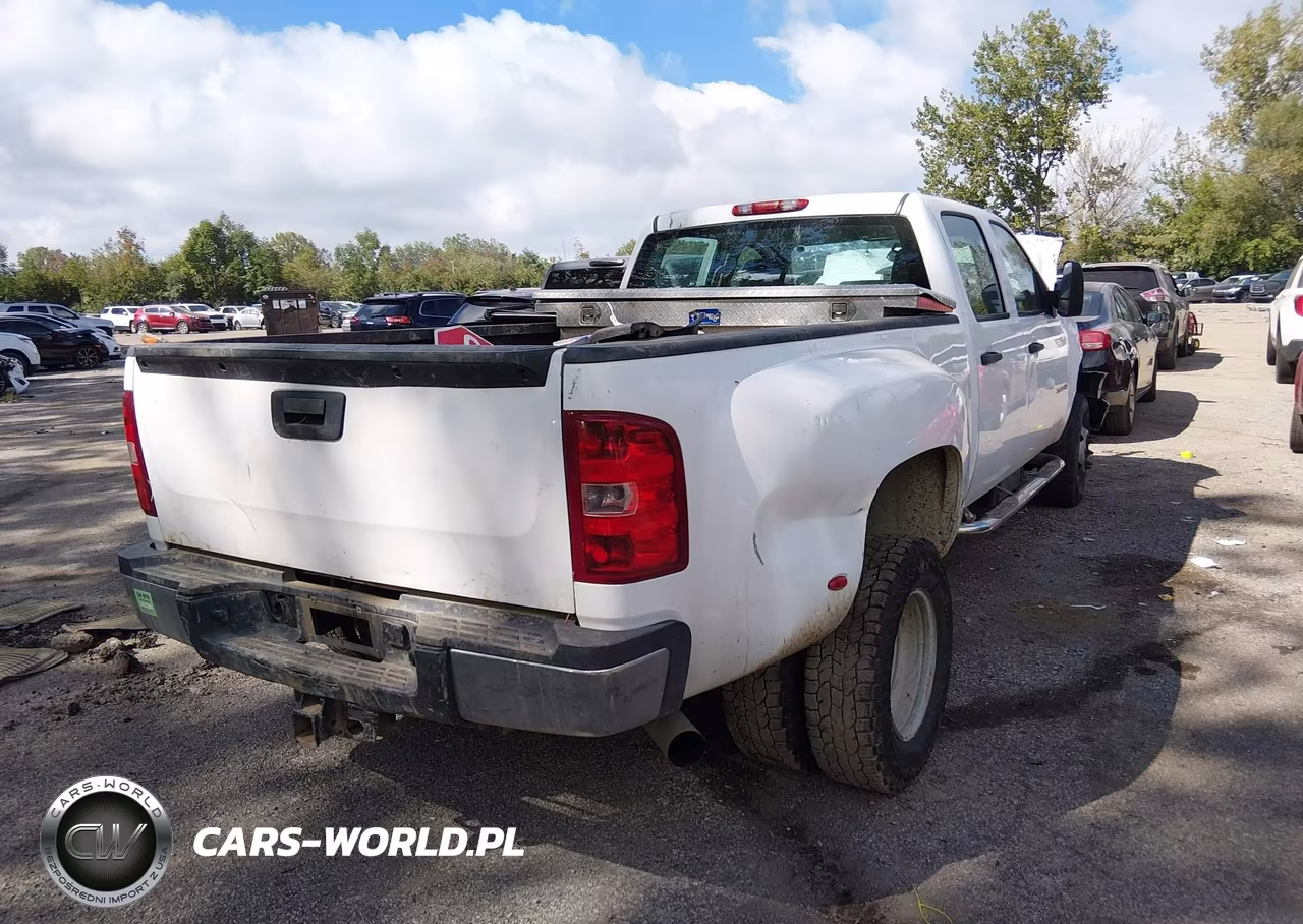 2012 GMC Sierra 3500Hd Work Truck VIN:1GT412C83CF218706 - 4
