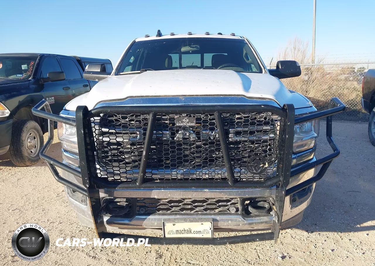 2022 Ram 2500 Tradesman 4X4 8' Box VIN:3C6UR5HJ1NG438327 - 12