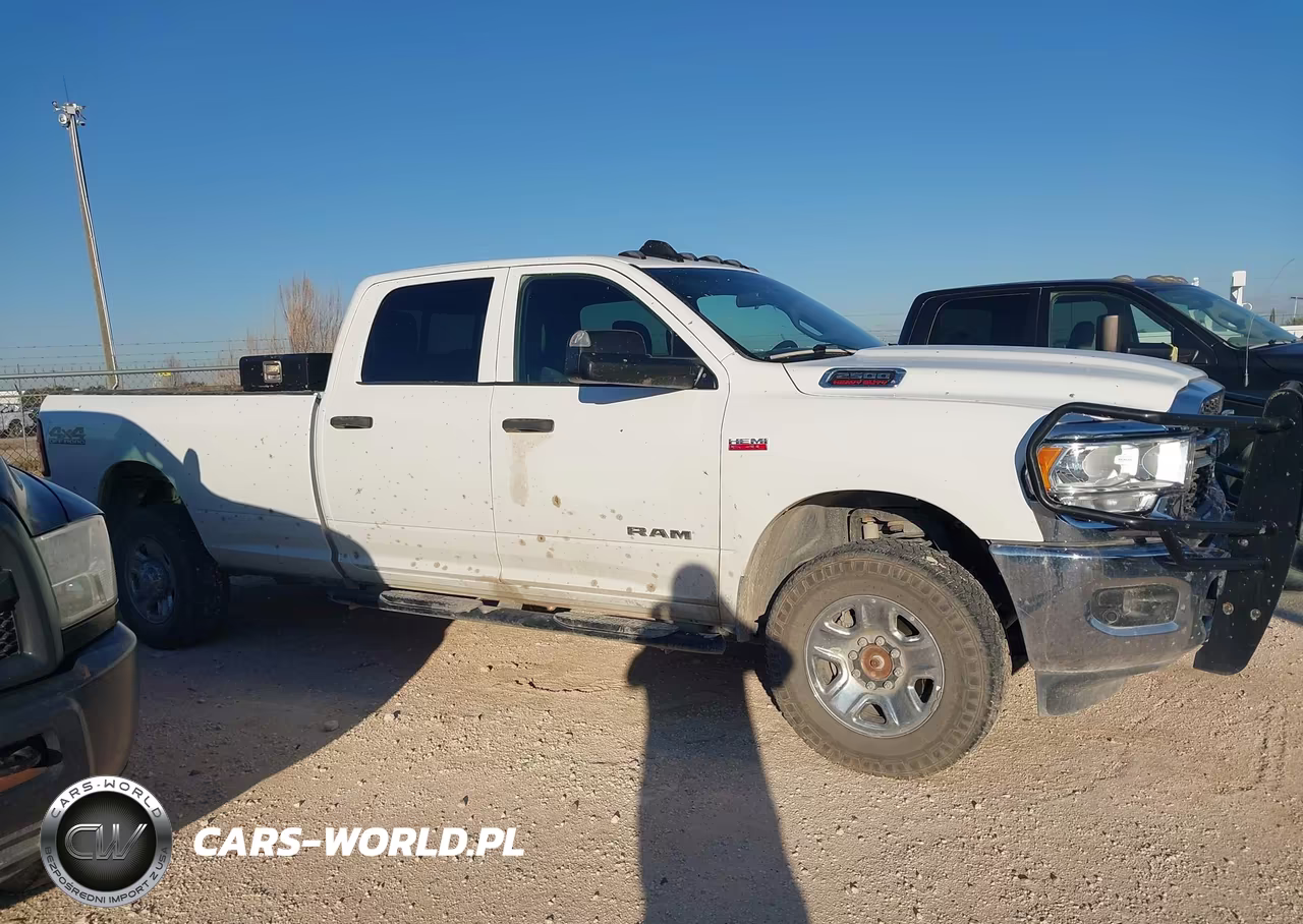 2022 Ram 2500 Tradesman 4X4 8' Box VIN:3C6UR5HJ1NG438327 - 13