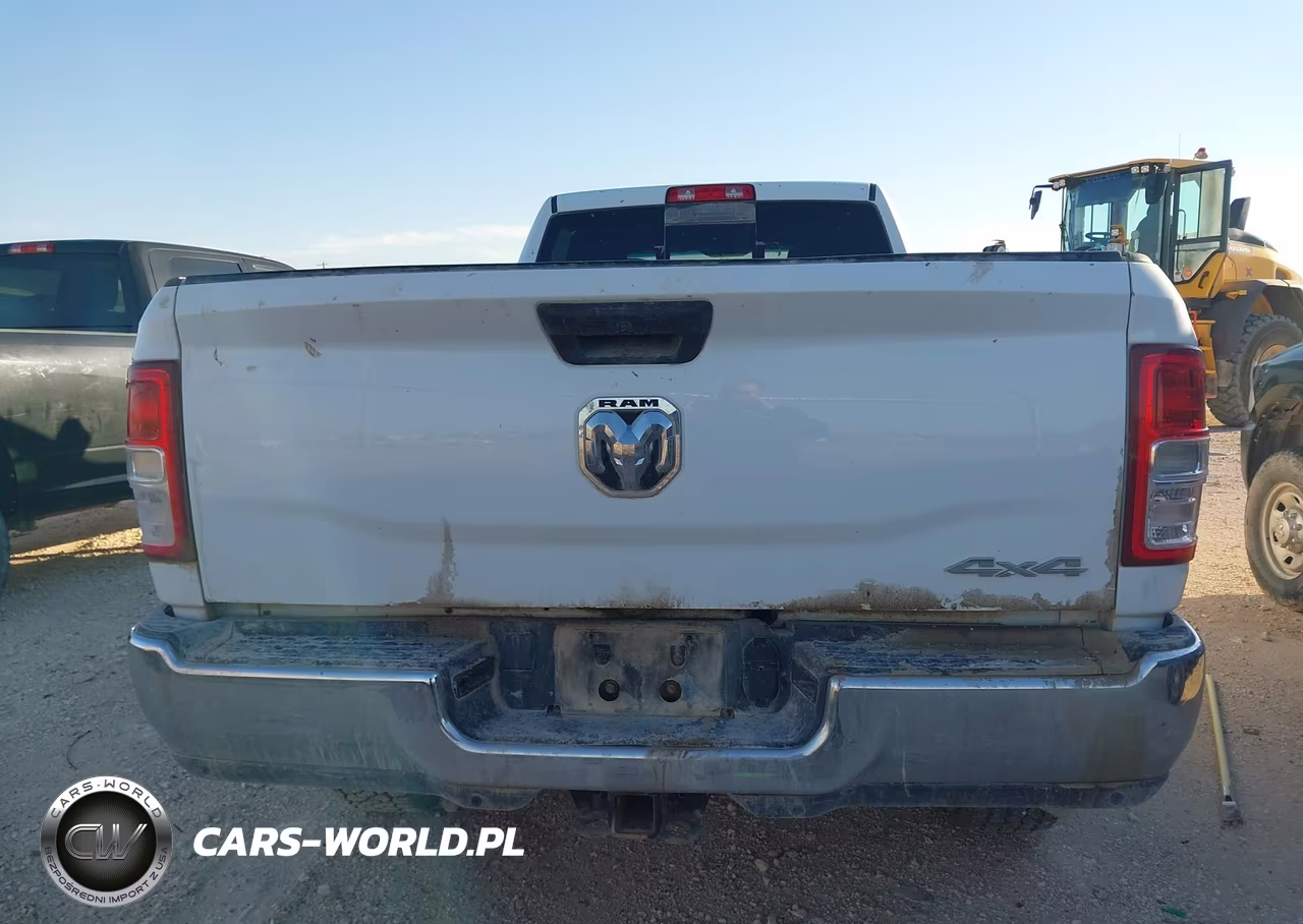 2022 Ram 2500 Tradesman 4X4 8' Box VIN:3C6UR5HJ1NG438327 - 16