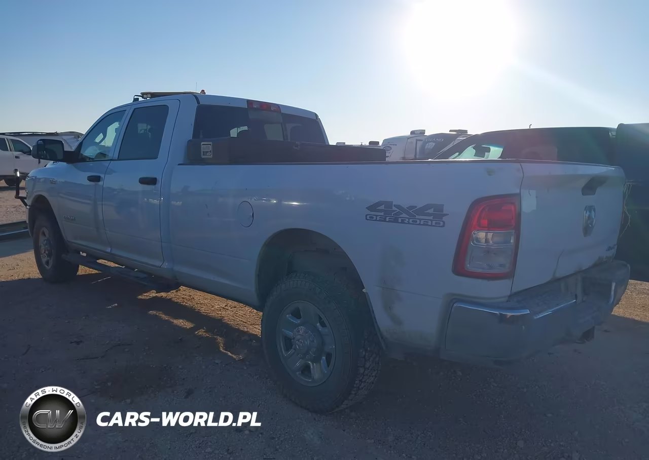 2022 Ram 2500 Tradesman 4X4 8' Box VIN:3C6UR5HJ1NG438327 - 3