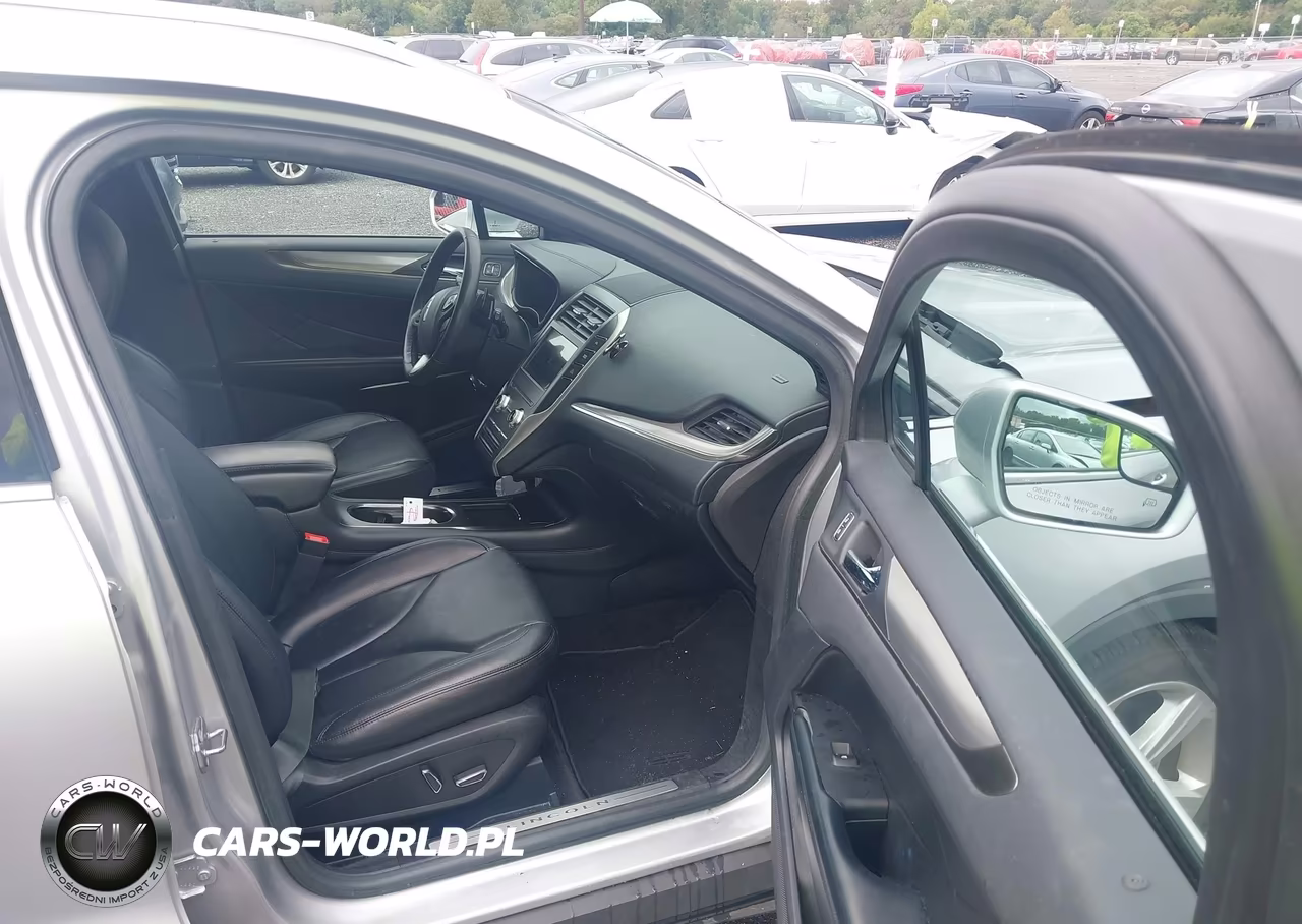 2018 Lincoln Mkc Premiere VIN:5LMCJ1C9XJUL21573 - 5