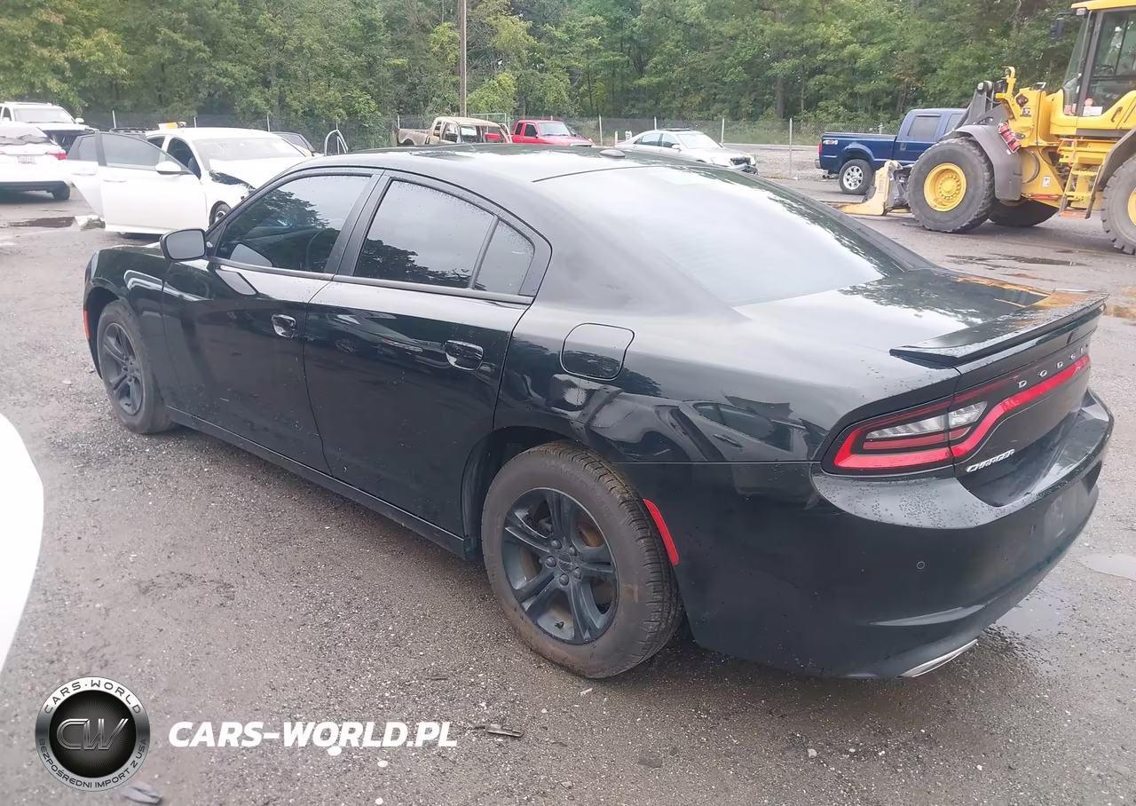 2019 Dodge Charger Sxt Rwd VIN:2C3CDXBG1KH650740 - 3