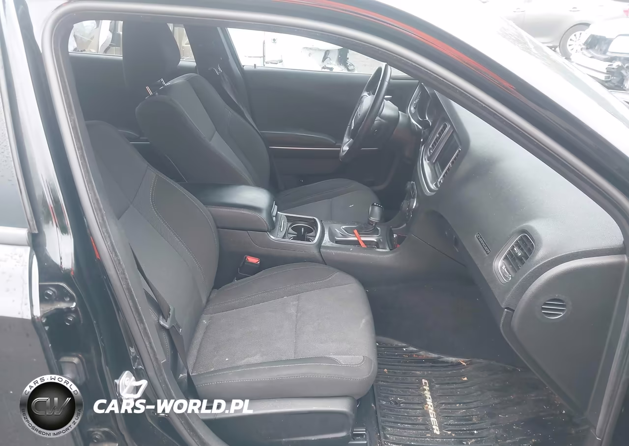 2019 Dodge Charger Sxt Rwd VIN:2C3CDXBG1KH650740 - 5