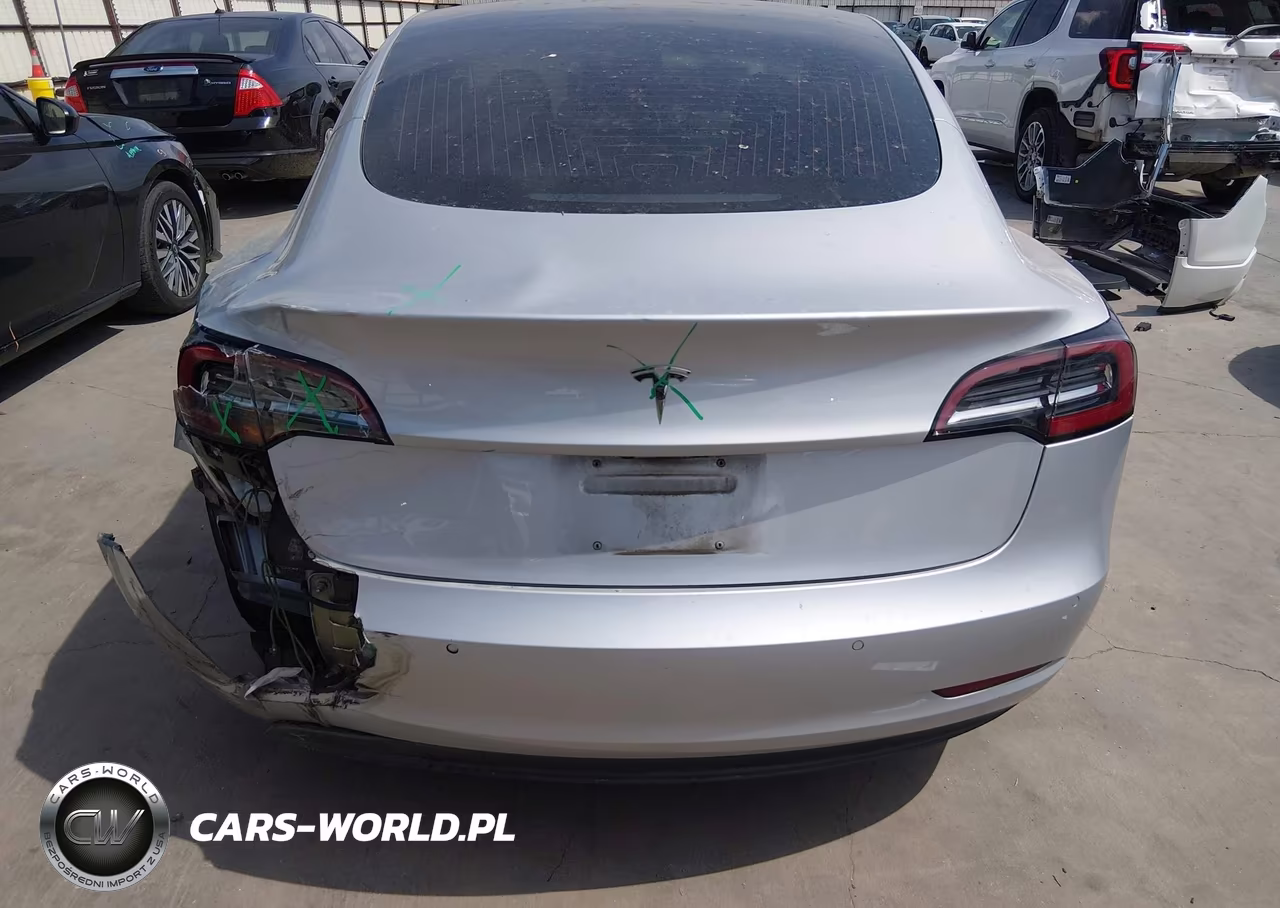2018 Tesla Modelo 3 VIN:5YJ3E1EA8JF040061 - 19