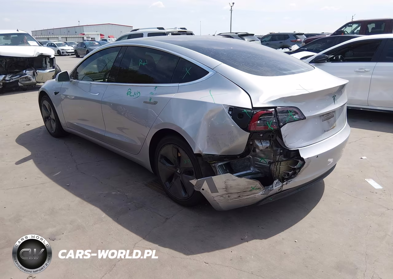 2018 Tesla Modelo 3 VIN:5YJ3E1EA8JF040061 - 3